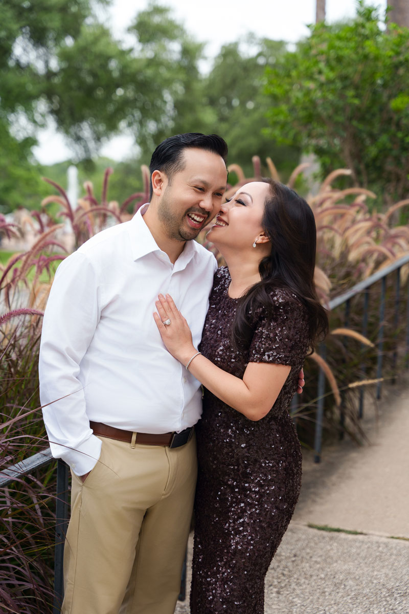 Anniversary photography in San Antonio - outdoor couple portraits at Mc Nay Museum